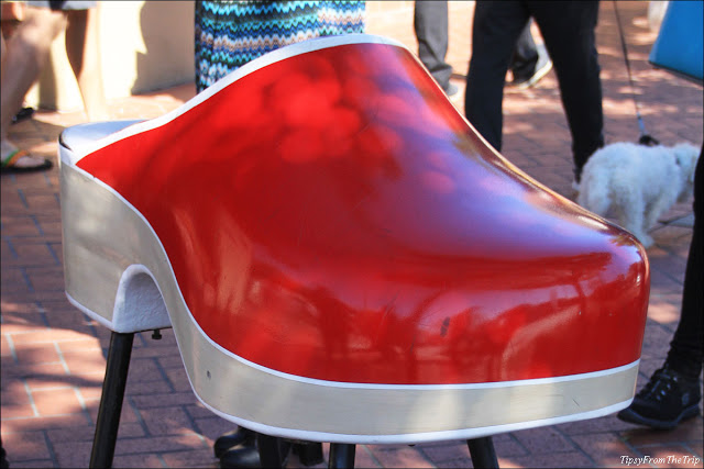 Giant Red Clog, 