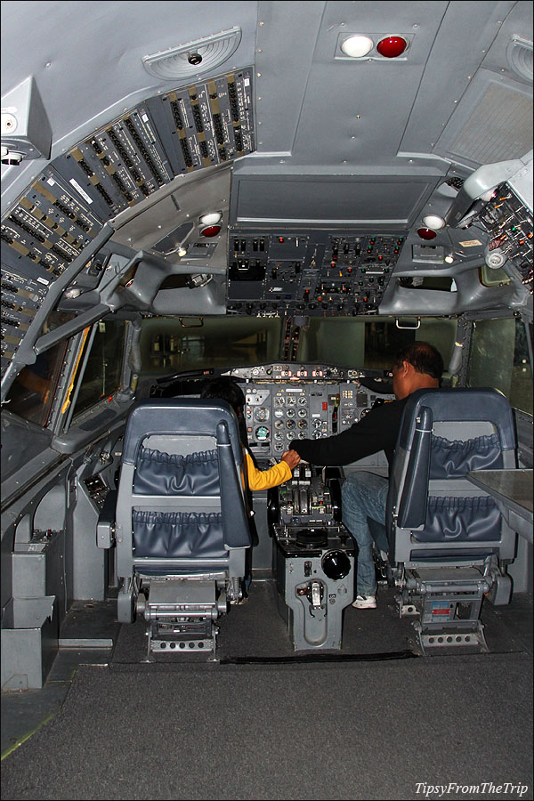 A Boeing Flight deck at Future of Flight Aviation Center