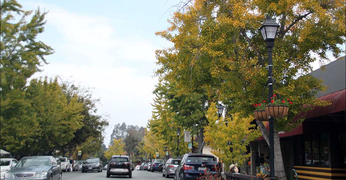 Saratoga Village in Fall