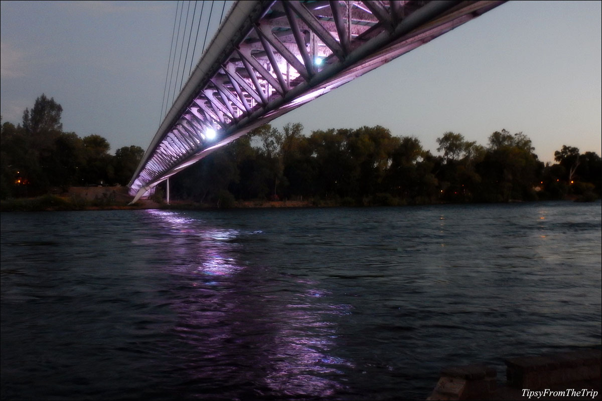 Sundial Bridge at night