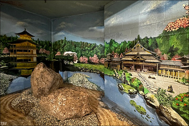 Japan Center Murals: A Japanese Landscape, A Famous Bridge