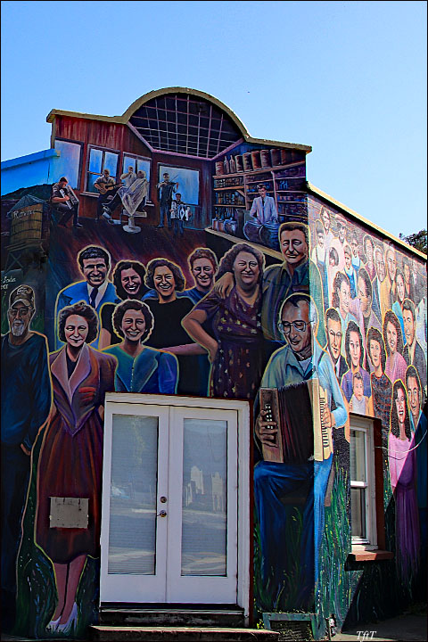 Rio Dell Murals -- California