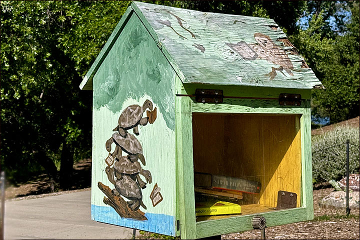 little library murals, Redding, CA